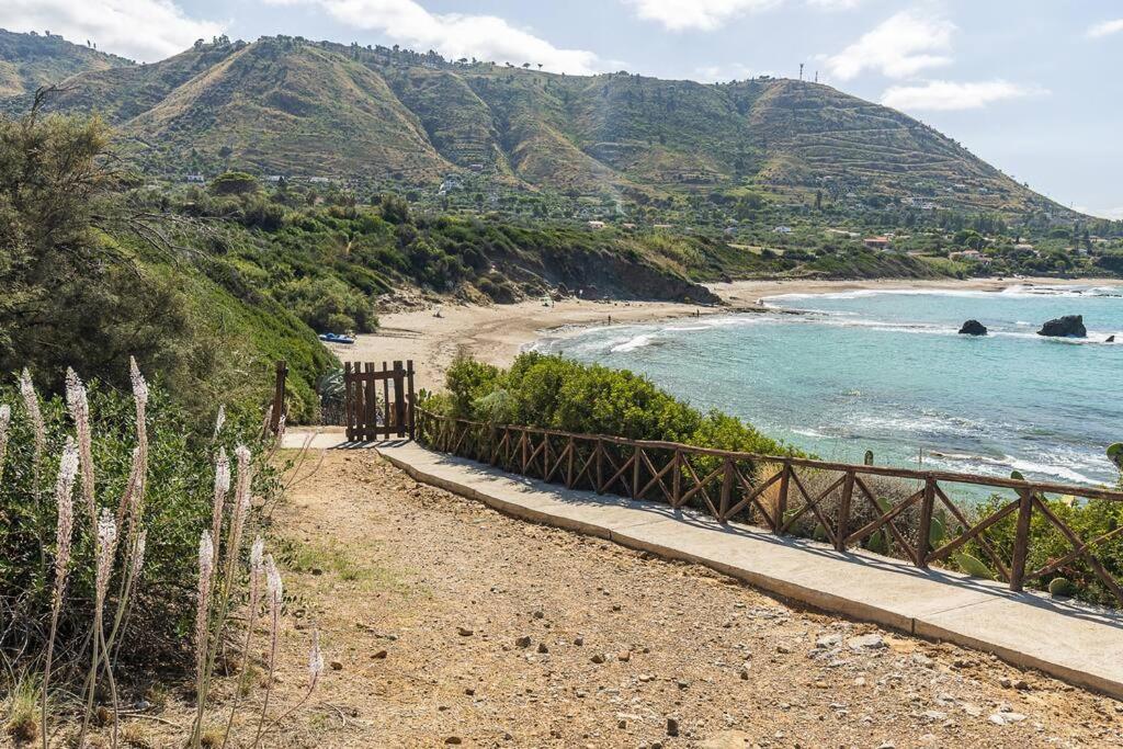 Casa Al Mare Dei 7 Emiri Villa Cefalu Bagian luar foto